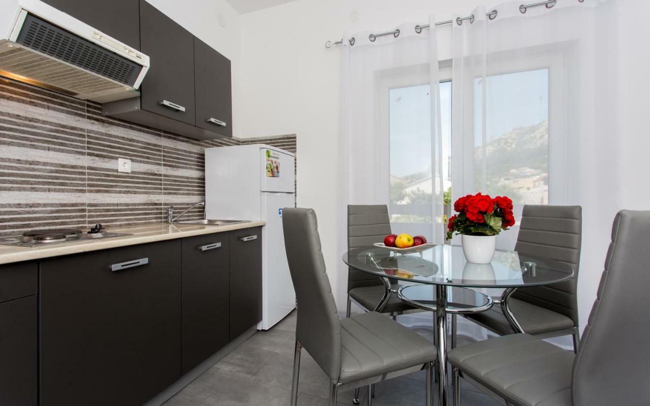 Apartment Mimi Draga Bašćanska Buitenkant foto